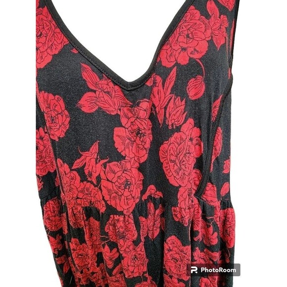 Torrid Roses Oversized Tank Size 4X - Picture 2 of 8
